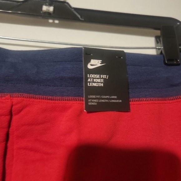 Men's Nike Sportswear Y2K Terry Fleece Sweat Shorts Red Size Large CI2996-611 - Picture 2 of 7